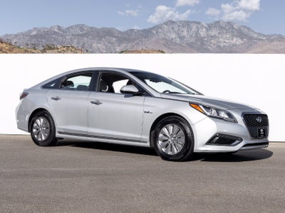 2017 Hyundai Sonata Hybrid SE