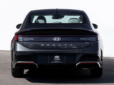 2026 Hyundai Sonata Hybrid Limited