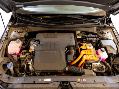 2025 Hyundai Elantra Hybrid Limited