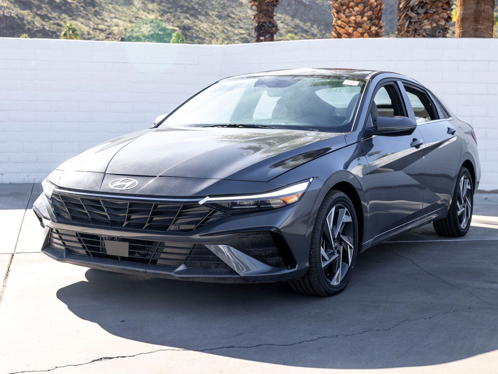 2025 Hyundai Elantra Hybrid Limited