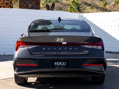 2025 Hyundai Elantra Hybrid Limited