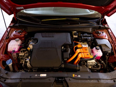 2025 Hyundai Elantra Hybrid Limited