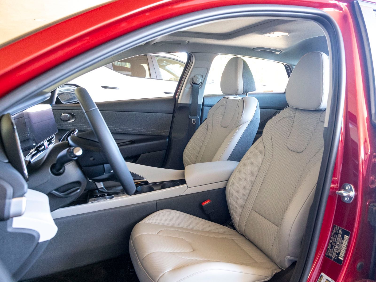 2025 Hyundai Elantra Hybrid Limited