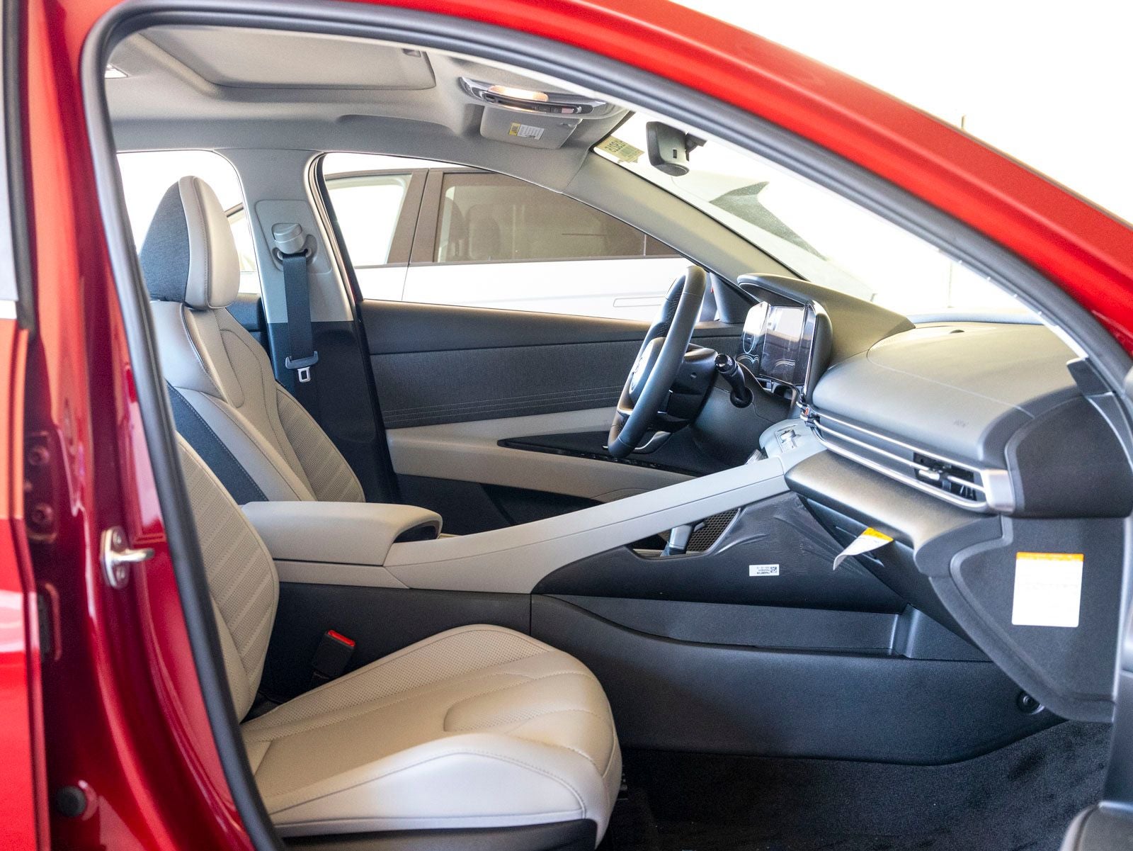 2025 Hyundai Elantra Hybrid Limited