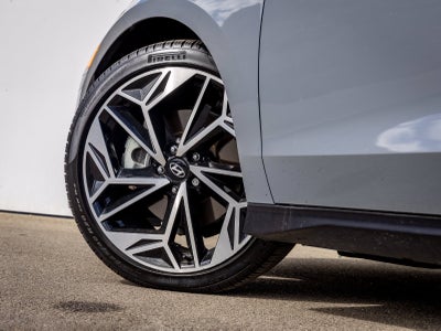 2025 Hyundai IONIQ 6 SEL