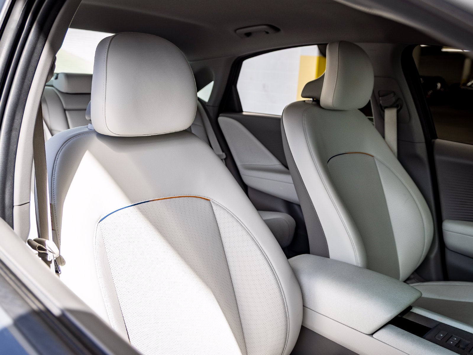 2025 Hyundai IONIQ 6 SEL