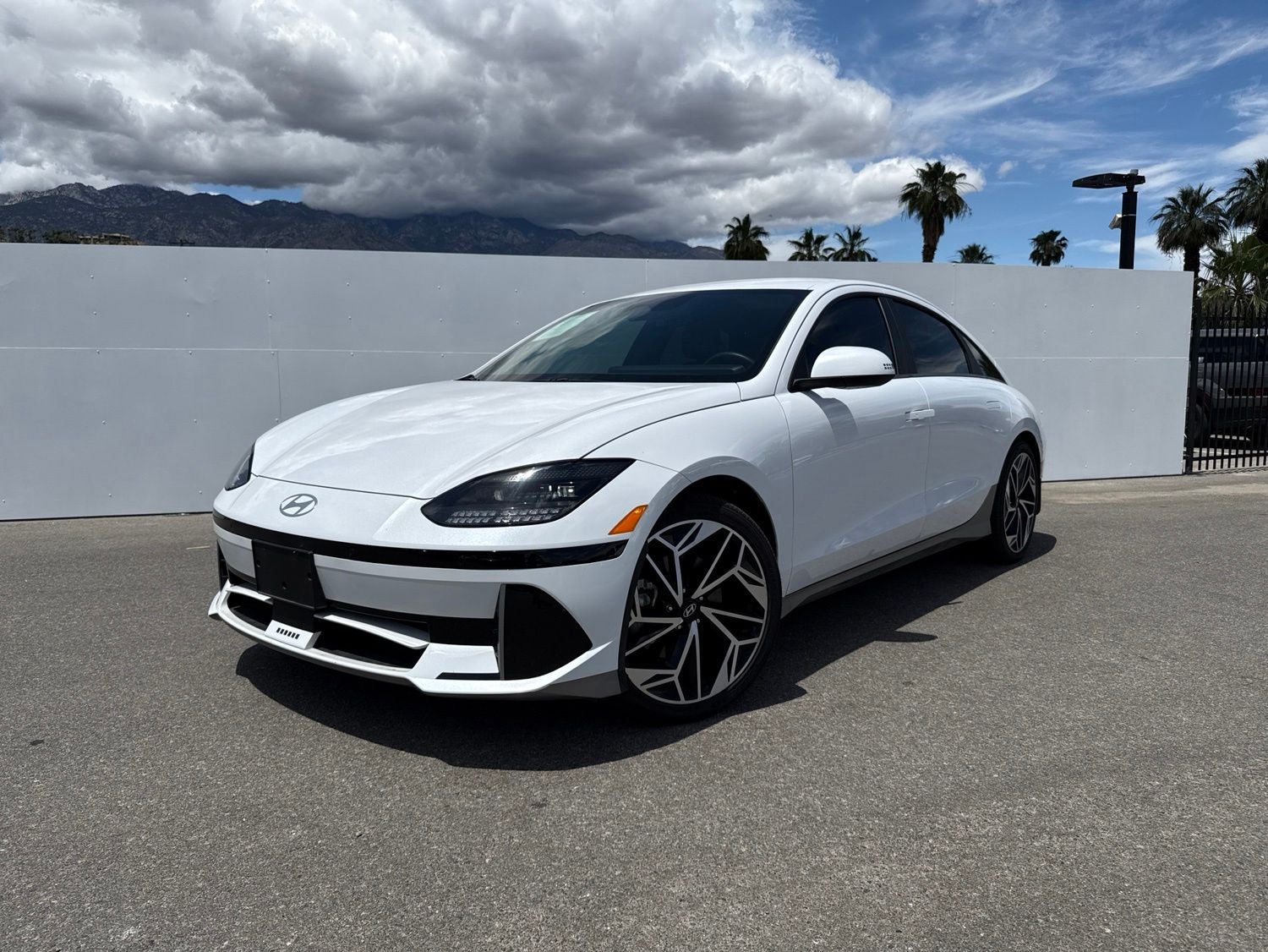 2023 Hyundai IONIQ 6