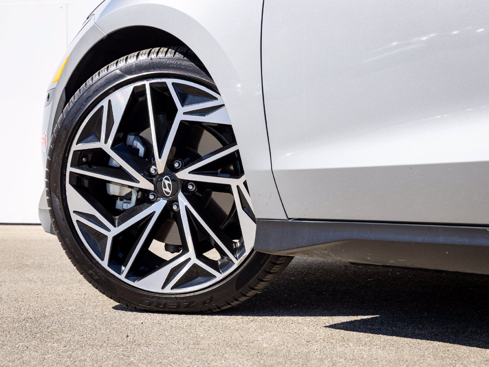 2023 Hyundai IONIQ 6 Limited