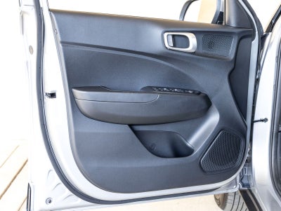 2025 Hyundai Venue SE