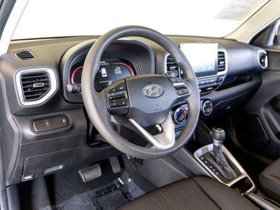 2025 Hyundai Venue SE