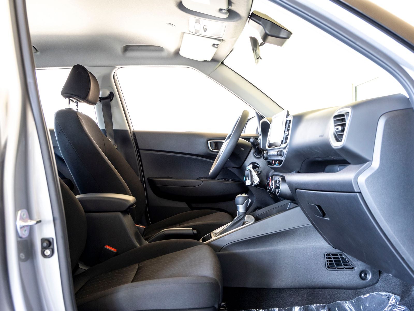 2025 Hyundai Venue SE