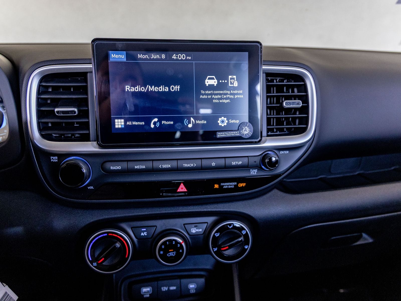 2026 Hyundai Venue SE