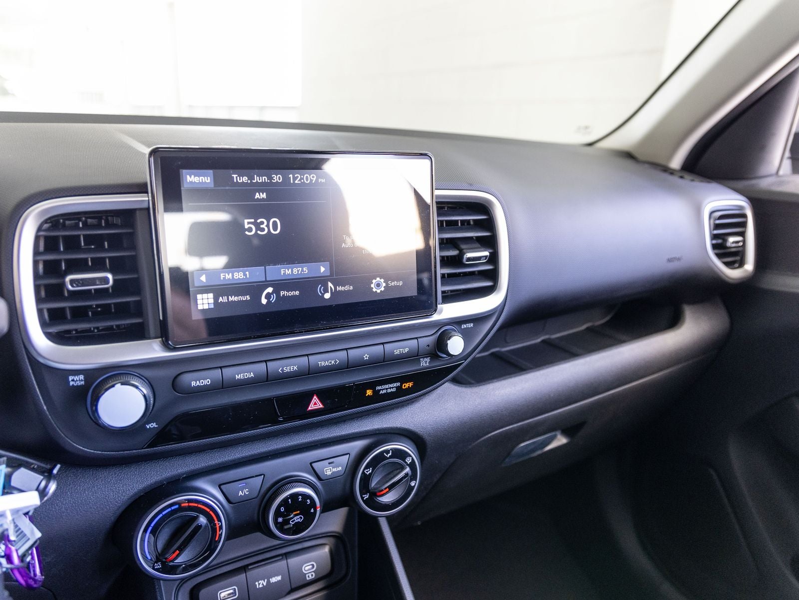 2026 Hyundai Venue SE
