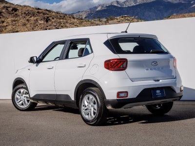 2026 Hyundai Venue SE
