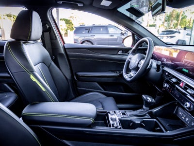 2025 Kia K5 GT