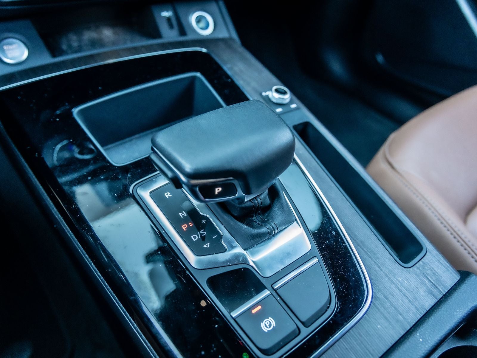 2023 Audi Q5 40 Premium quattro