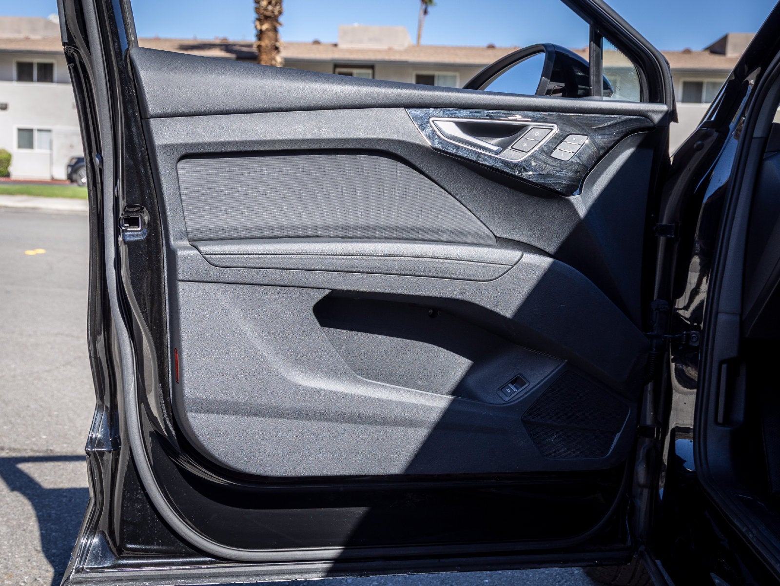 2024 Audi Q4 e-tron Premium Plus