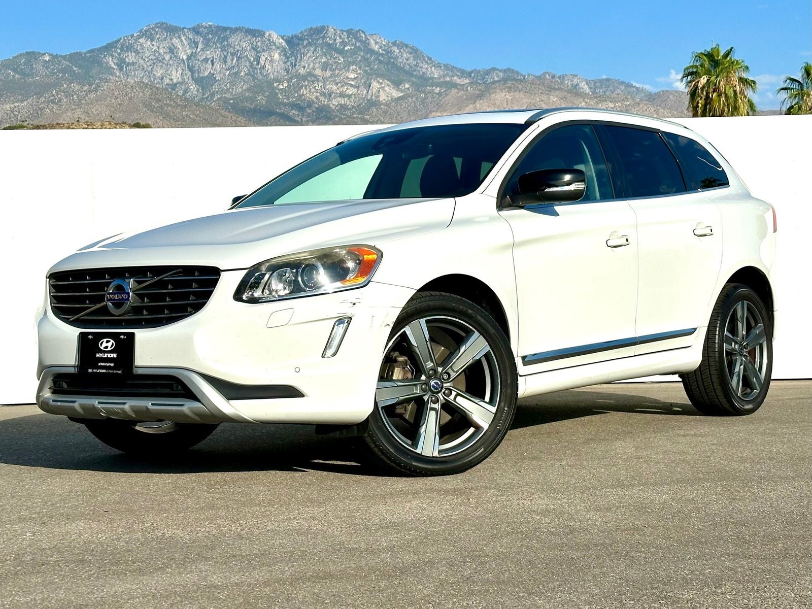 2017 Volvo XC60 T6 Dynamic