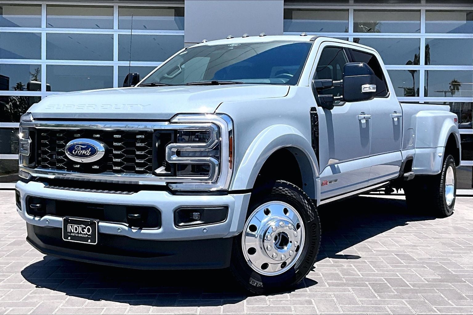 2025 Ford F-450SD Platinum DRW