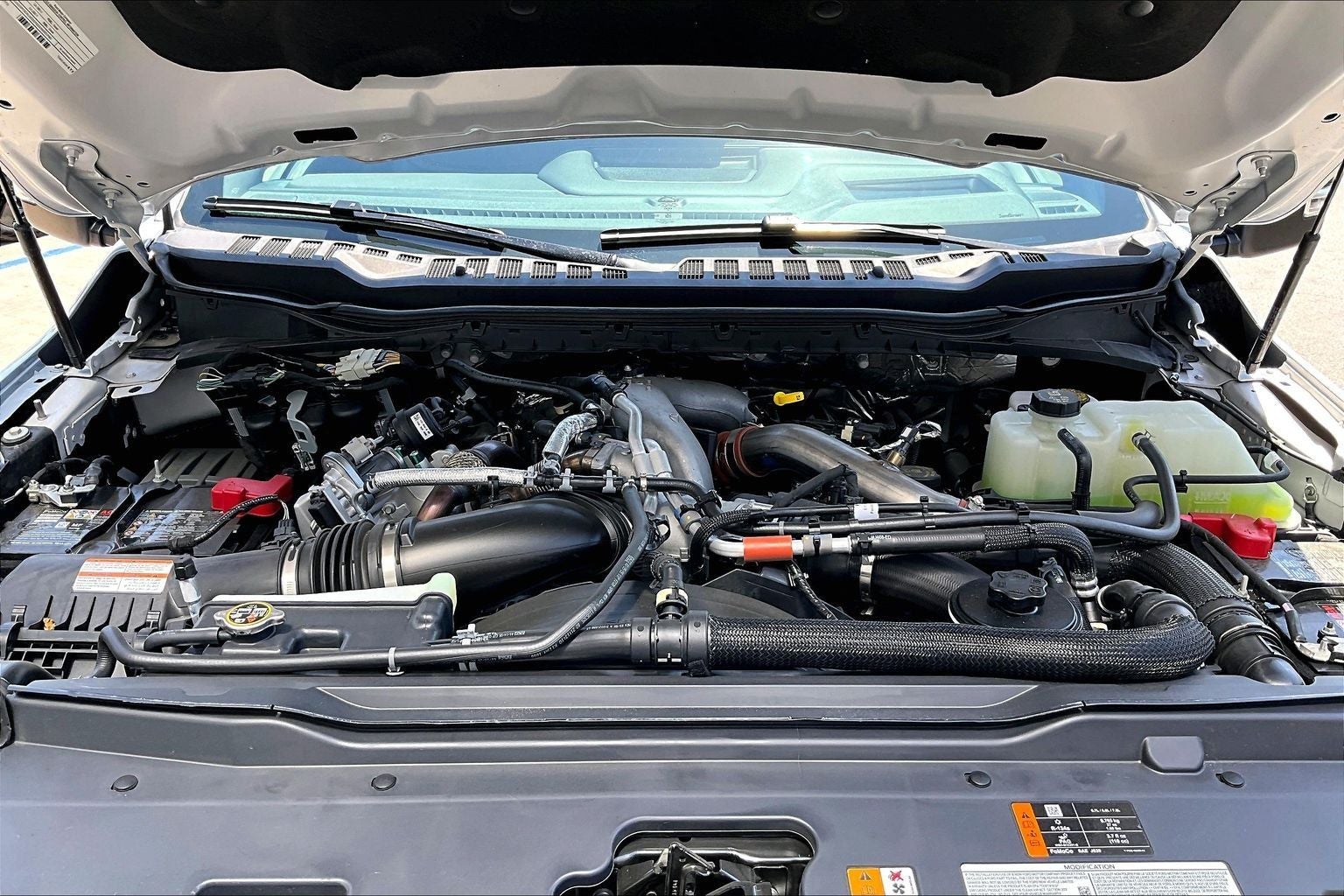 2025 Ford F-450SD Platinum DRW