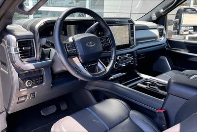 2025 Ford F-450SD Platinum DRW