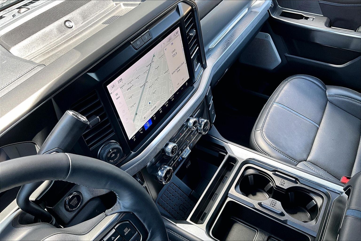 2025 Ford F-450SD Platinum DRW
