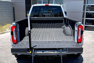 2025 Ford F-450SD Platinum DRW