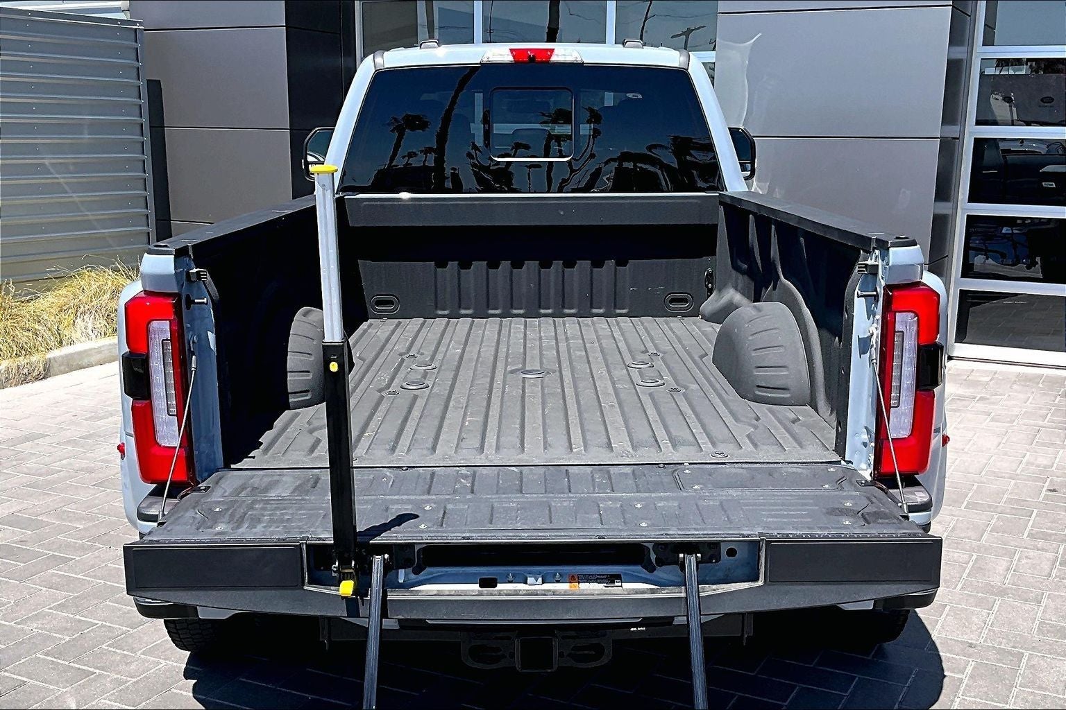 2025 Ford F-450SD Platinum DRW