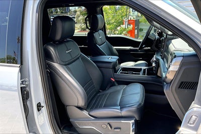 2025 Ford F-450SD Platinum DRW