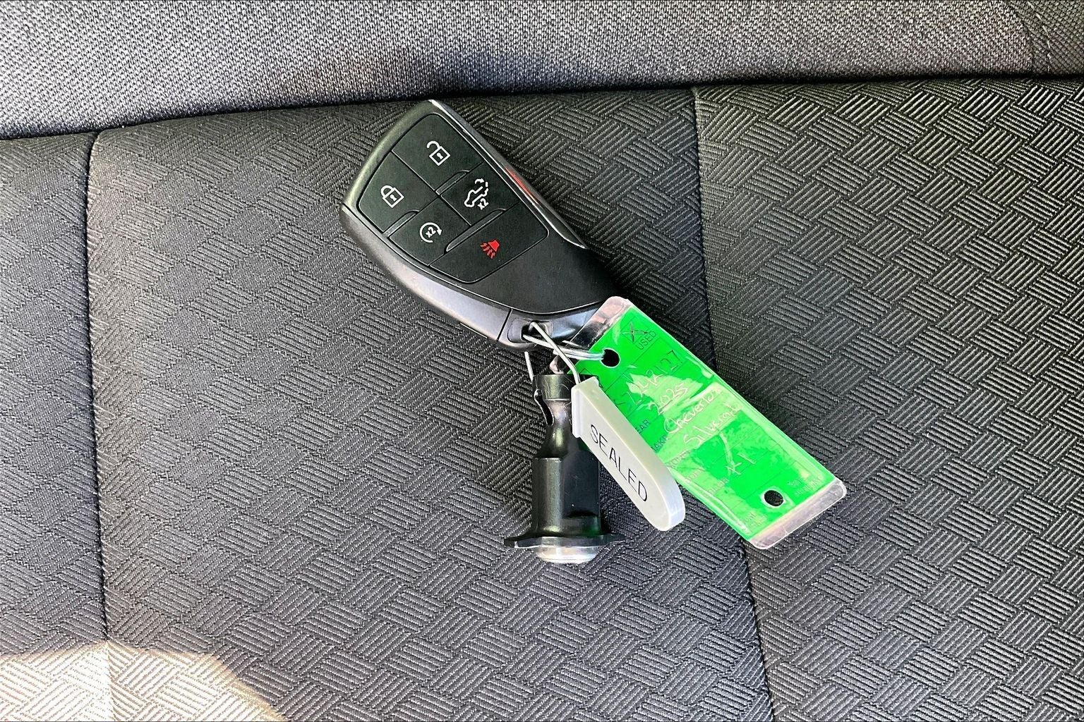 2025 Chevrolet Silverado 1500 Custom