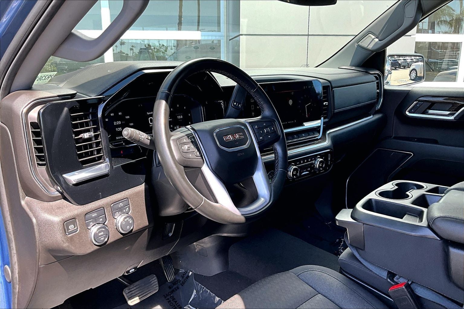 2024 GMC Sierra 1500 SLE