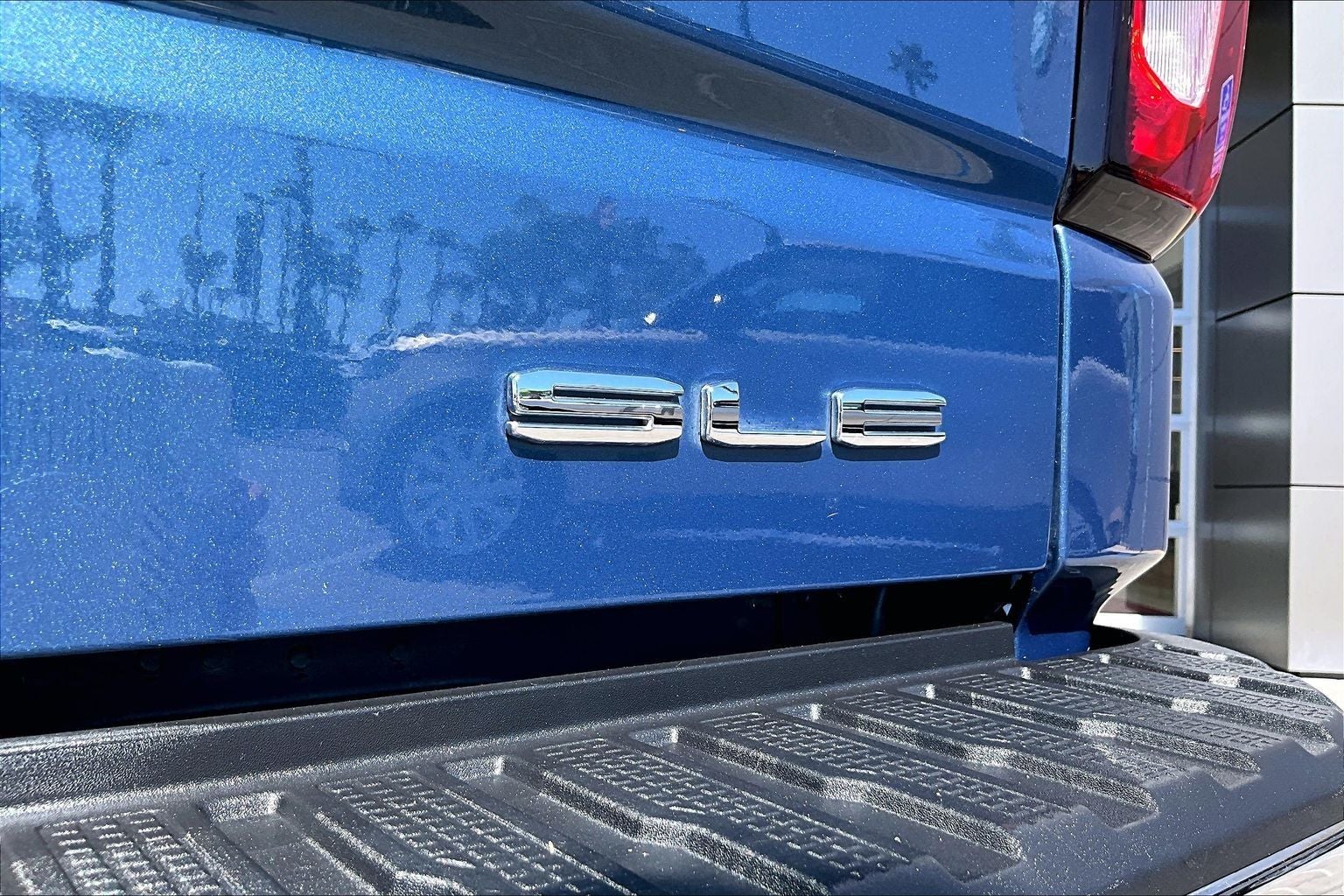 2024 GMC Sierra 1500 SLE