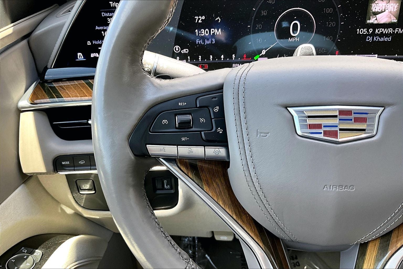 2022 Cadillac Escalade Sport Platinum