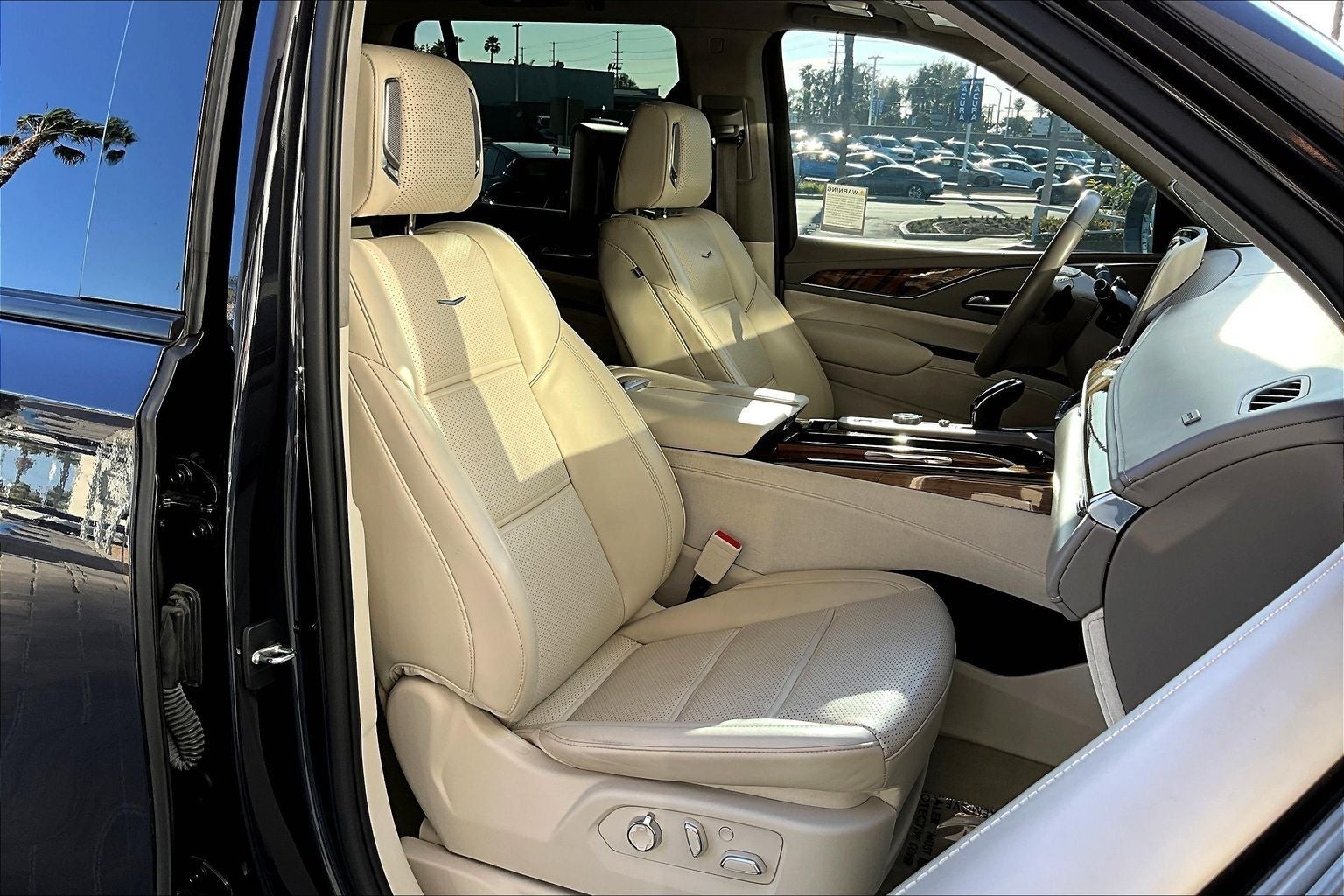 2023 Cadillac Escalade Sport Platinum