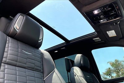 2025 Cadillac Escalade Sport Platinum