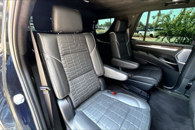 2025 Cadillac Escalade Sport Platinum