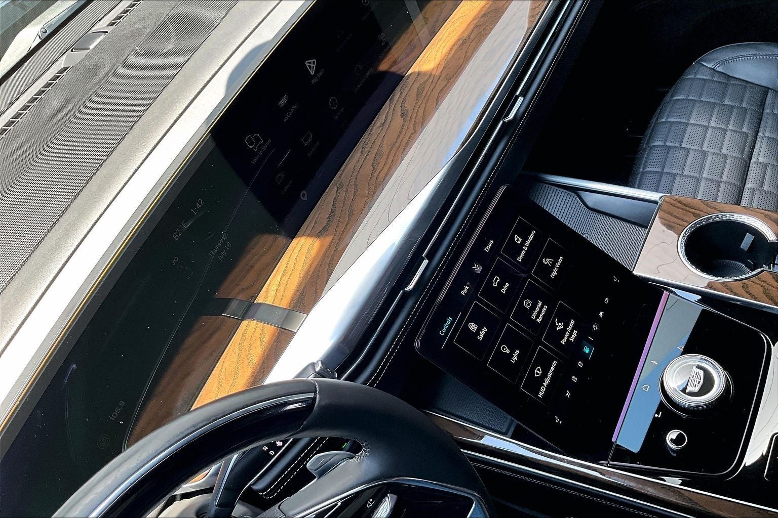2025 Cadillac Escalade Sport Platinum