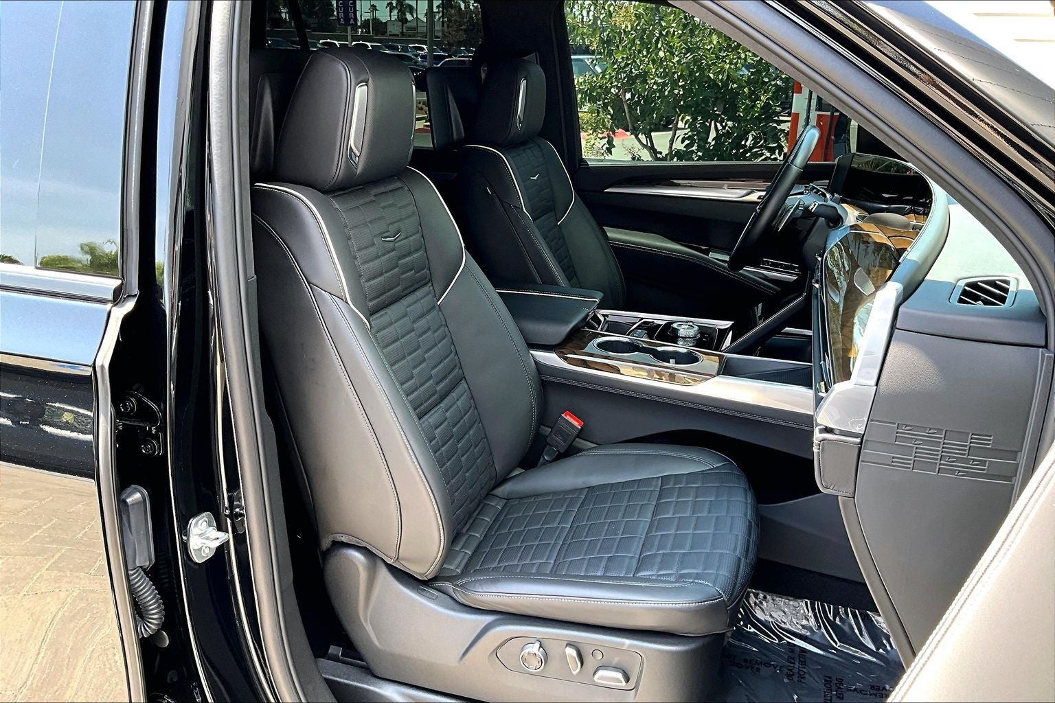 2025 Cadillac Escalade Sport Platinum