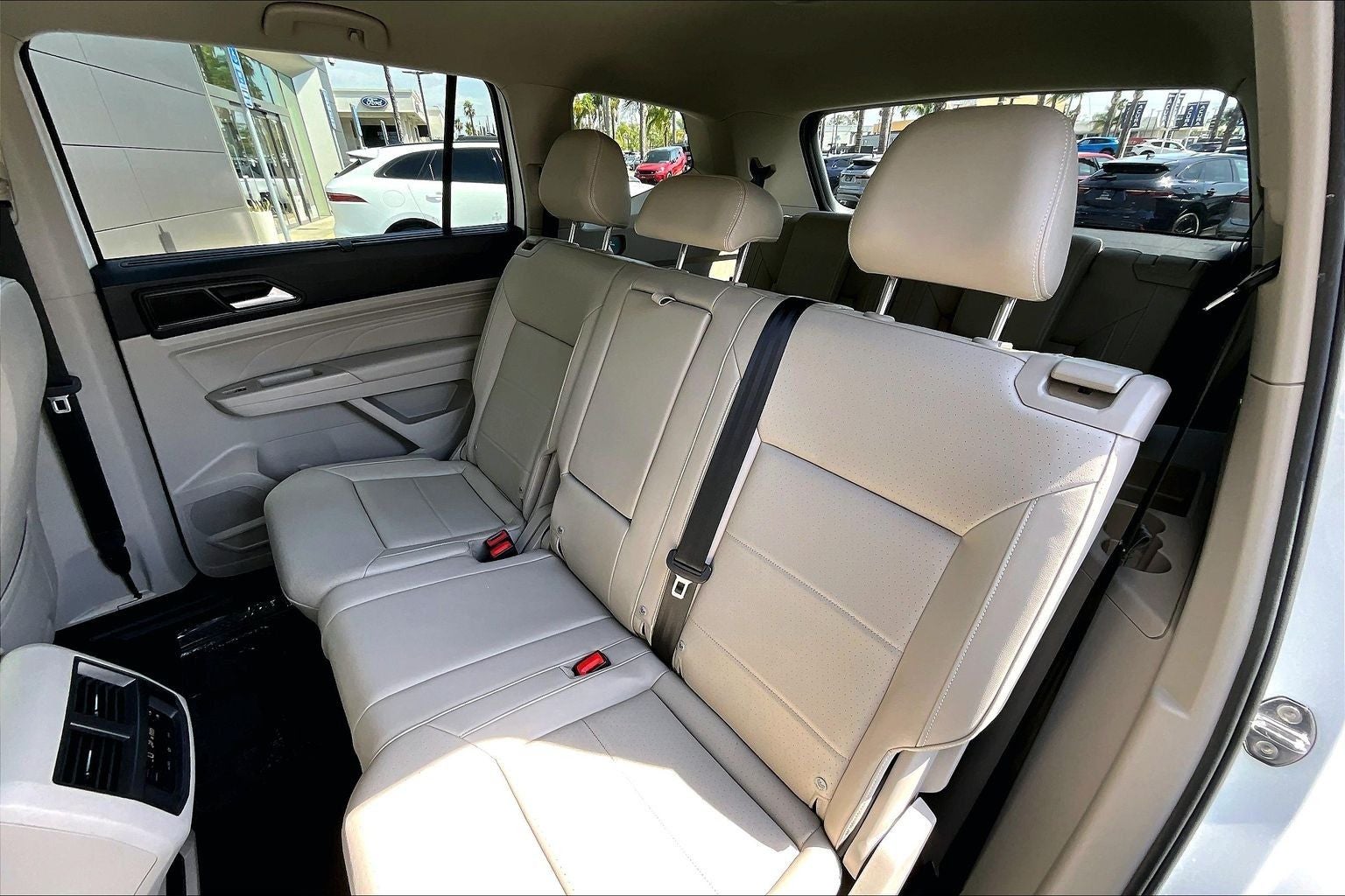 2023 Volkswagen Atlas 3.6L V6 SE w/Technology