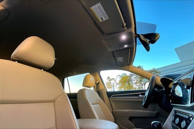 2022 Volkswagen Atlas 3.6L V6 SE w/Technology