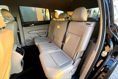 2022 Volkswagen Atlas 3.6L V6 SE w/Technology