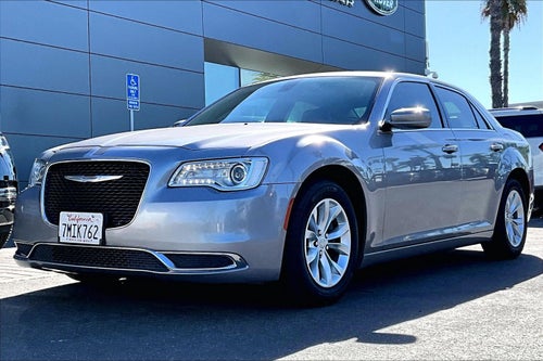 2016 Chrysler 300 Limited