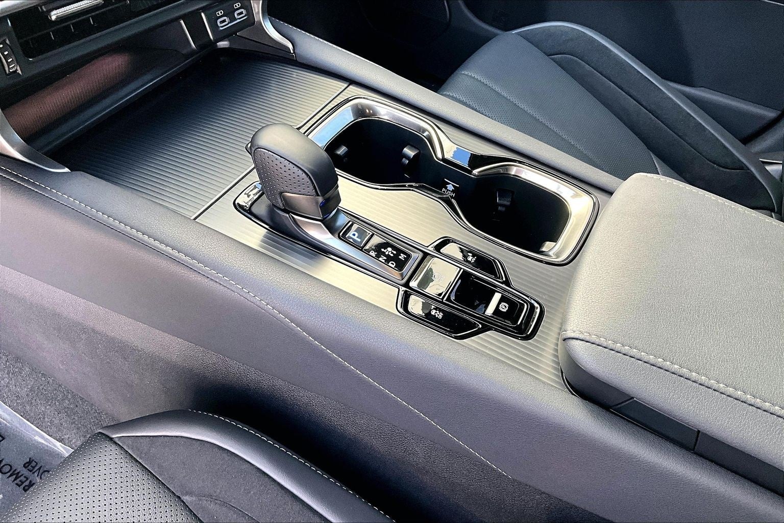 2025 Lexus RX 500h F SPORT Performance