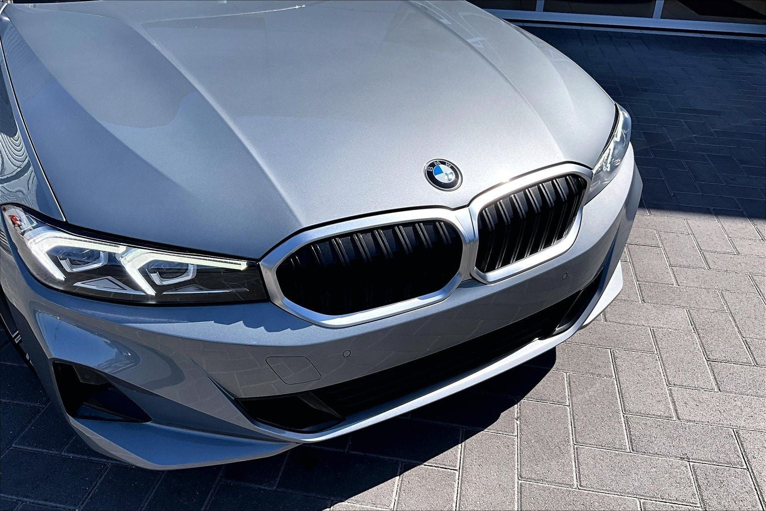 2024 BMW 3 Series 330i