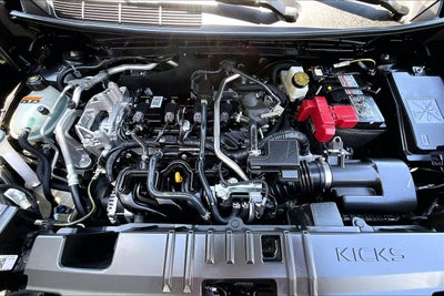 2025 Nissan Kicks SV
