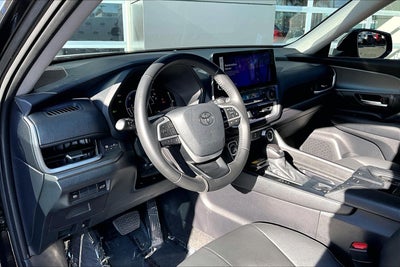 2025 Toyota Grand Highlander Hybrid XLE