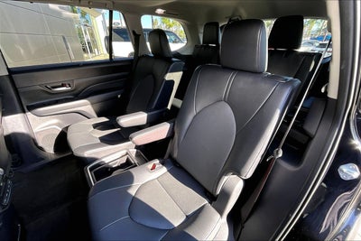 2025 Toyota Grand Highlander Hybrid XLE
