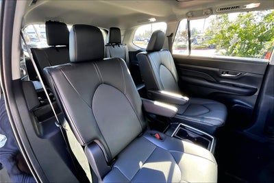 2025 Toyota Grand Highlander Hybrid XLE