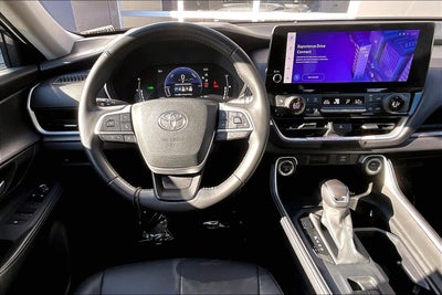2025 Toyota Grand Highlander Hybrid XLE