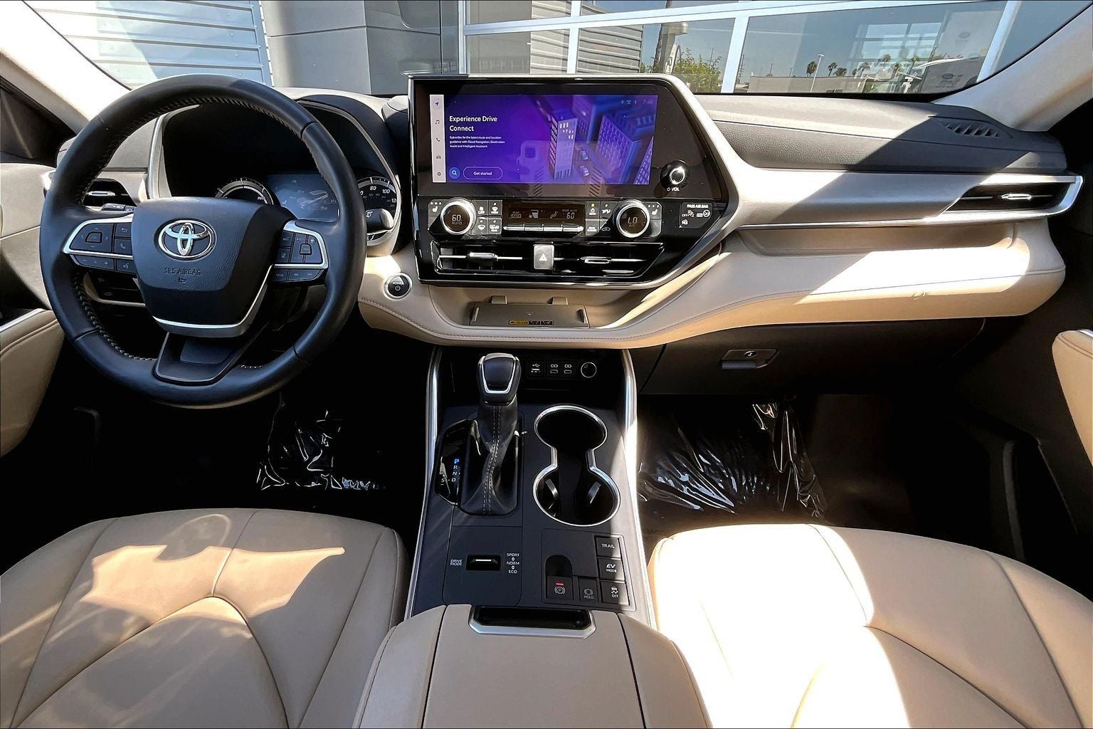 2025 Toyota Highlander Hybrid XLE